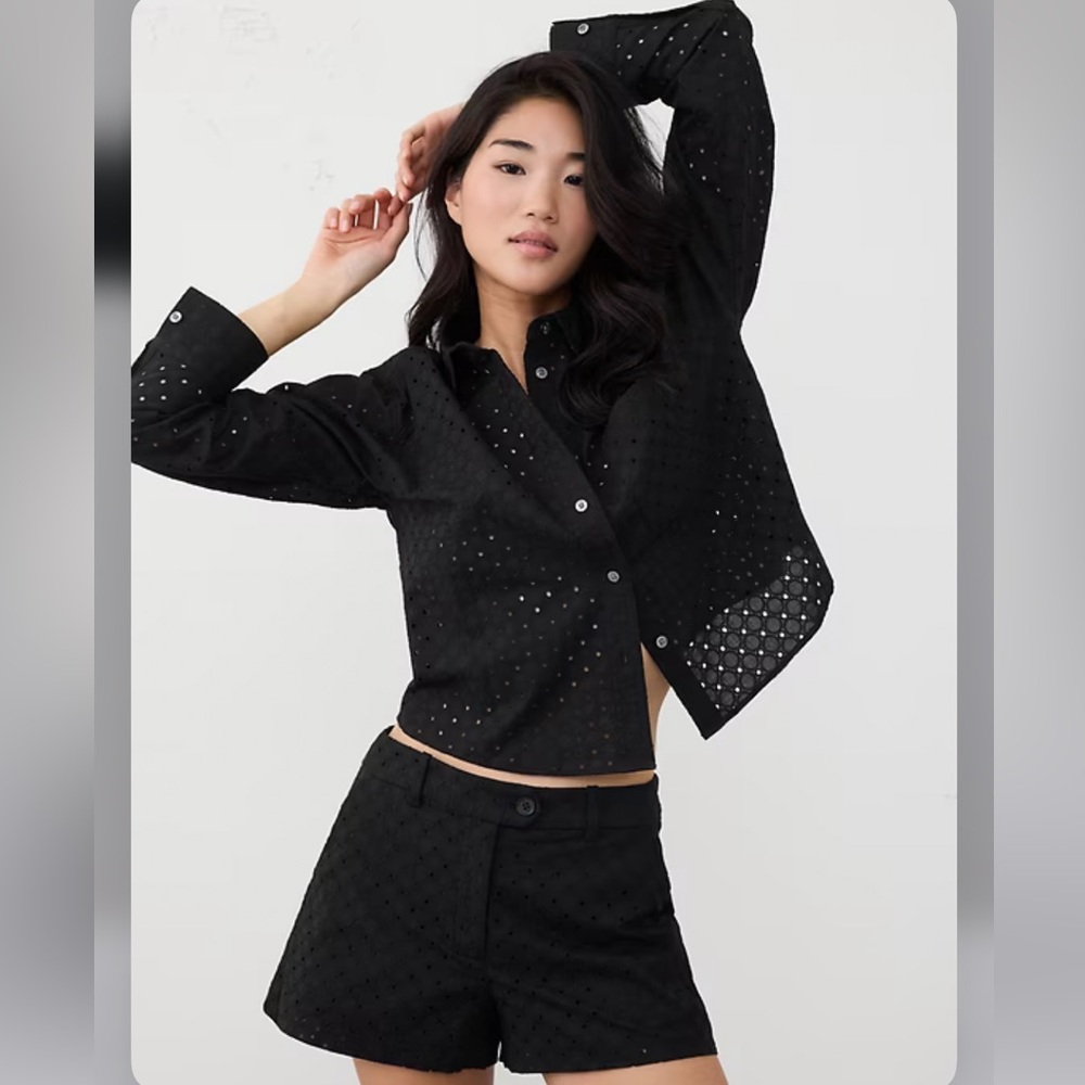Banana Republic Black Cotton Eyelet Shirt XS NWT New With Tags!